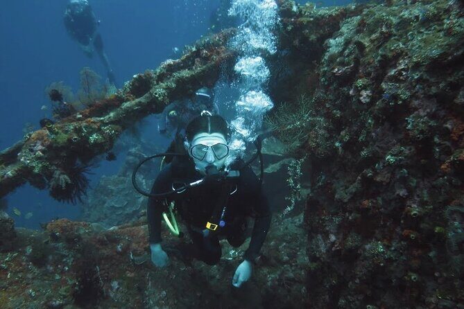 2 PADI Certified Dives at Tulamben from Bali - Lunch break: refuel on land before the wreck plan