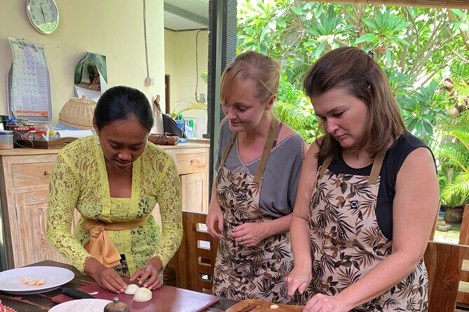 5 Star Private Cooking Class Experience in Bali, Lunch Included - Sanur kitchen vibes, not a tourist conveyor belt