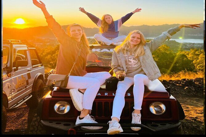 Amazing Mount Batur Jeep Sunrise and Black lava - Coffee, Snacks, and Photo Help While You Wait for the Sun