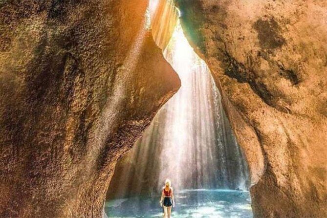 Amazing Private Tour: Lempuyang temple, Tirta gangga, Tukad cepung waterfall - What to watch for: photo lines, tight pacing, and ticket budgeting