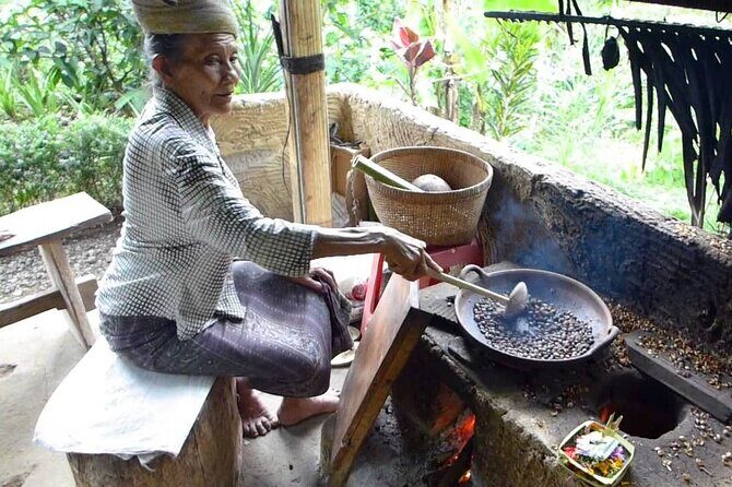 Bali Benoa Shore Excursion for Cruise's Passenger - All Inclusive - Bali Bidadari Batik: Watch Painting and Weaving Happen