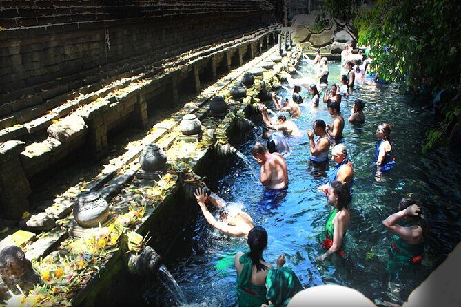 Bali Day Trip: Ubud Temples & Hidden Waterfalls - Kanto Lampo Waterfall: a more intimate feel after Tibumana