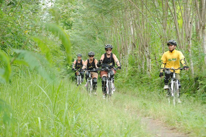 Bali Mountains and Villages Cycling Tour - Morning Pickup: The Kuta-to-Countryside Time Tradeoff