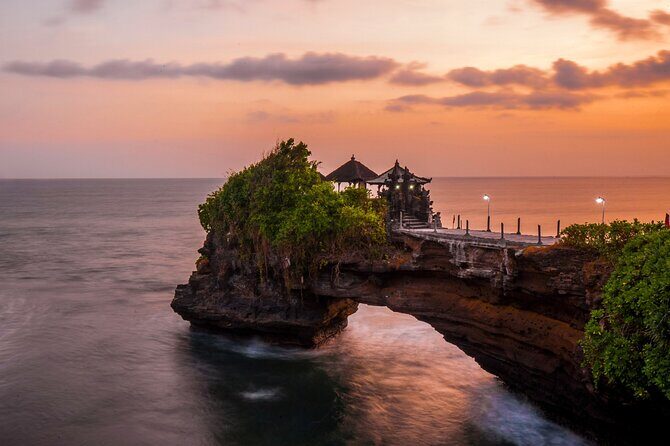 Bali Tana Lot Half day Sunset - Shopping and snack time near the temples (without planning your whole meal)