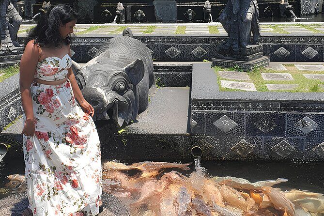 East Bali's Icons Tour Lahangan sweet Sunrise And Gate of Heaven - Transport, pickup, and how the day flows in real life