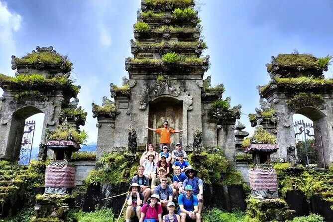 Explore Munduk Customized 8 Hour Day Tour in North Bali - Your Guide and Vehicle: Why It Matters for an 8-Hour Day