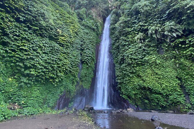 Explore Munduk Customized 8 Hour Day Tour in North Bali - Munduk Waterfalls and Twin Lake Views: The Classic North Bali Combo
