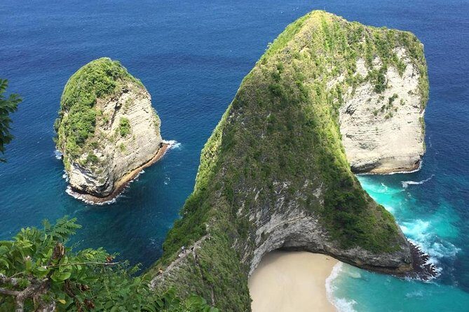 Explore The Nusapenida island In one Day - Pasih Uug and Broken Beach: expect extra entry and more stairs