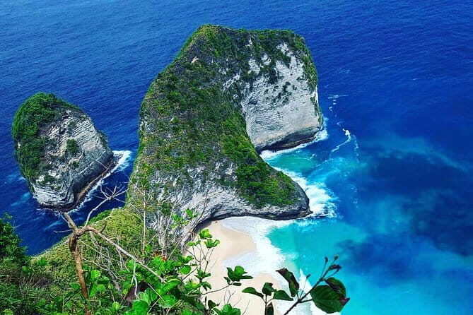 From Bali: Nusa Penida Snorkeling and Island Tour - What you’re actually paying for: gear, entry tickets, lunch, and GoPro footage