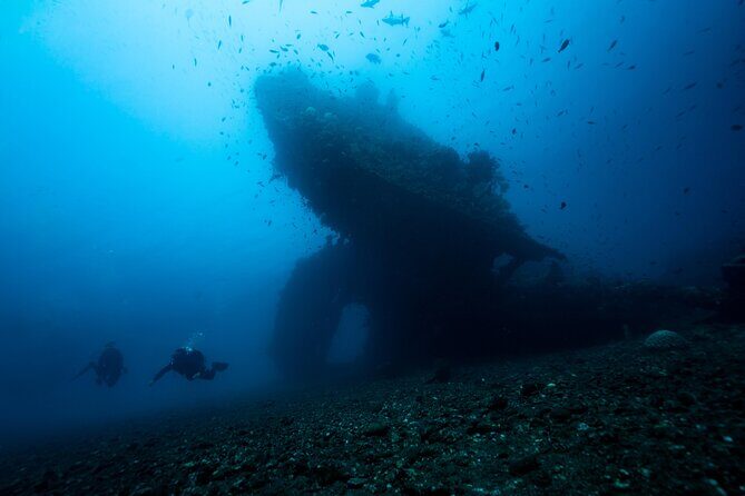Full-Day Discover Scuba Diving Tour for Beginners in Tulamben - Lunch, hot drinks, and the “real” amenities that help