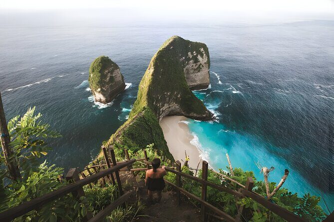 Full Day Nusa Penida Island Beach Tour From Bali - Drivers and guides: where the difference shows