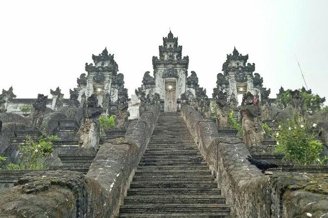 Gate of Heaven and the Amazing East Bali - Your day, in plain order: how the timing usually works