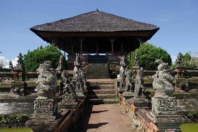 Half-Day Taman Ayun UNESCO and Tanah Lot Temple with private Car - Tanah Lot Temple: Offshore Shrine and Sunset-Ready Views