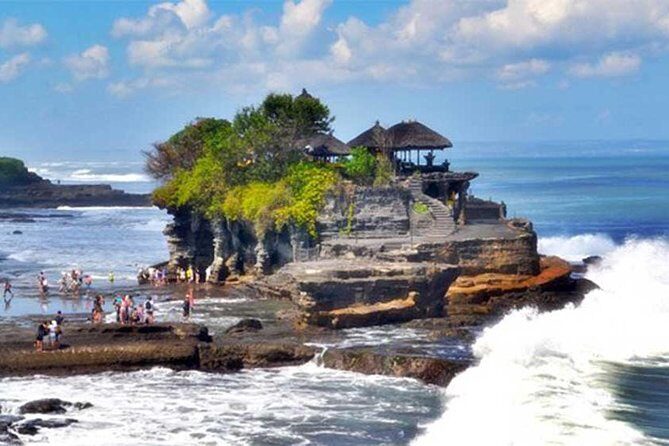 Half Day Tour: Tanah Lot Sunset & Taman Ayun Temple Included Entrance Ticket - Should you book this half-day Tanah Lot & Taman Ayun tour?