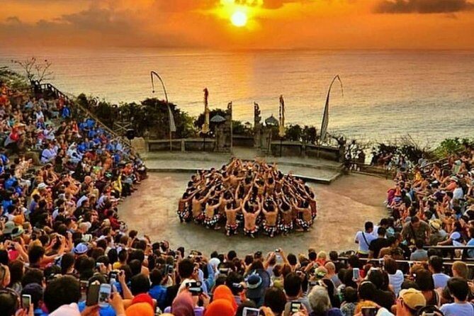 Half Day Watersport Combine With Uluwatu Incredible Sunset And Kecak Fire Dance - Beach hopping around Nusa Dua and Padang Padang