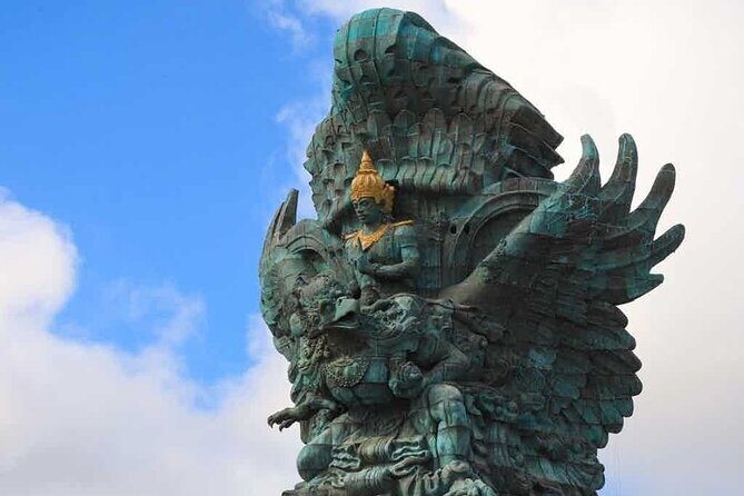 Indonesia: Garuda Wisnu Kencana - The performance schedule at GWK: pick your timing