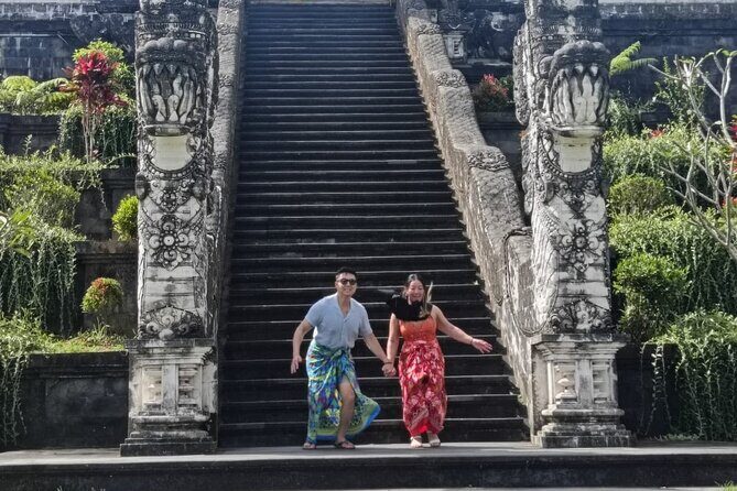 Lempuyang Temple Gate Heaven Tirta Gangga Private Guided Tour - Stop 2: Tirta Gangga Water Garden and the royal palace atmosphere
