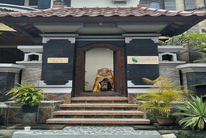 LuxMe Bali Four Hands massage with Hotel Transfer - Getting there smoothly: hotel transfer done the easy way