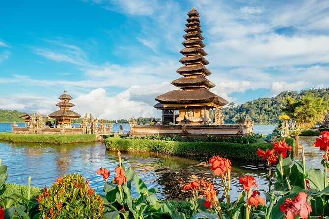 North Bali: Sekumpul Waterfalls and Ulun Danu Temple Tour - What’s included for the $22.50 price, and where costs can creep in