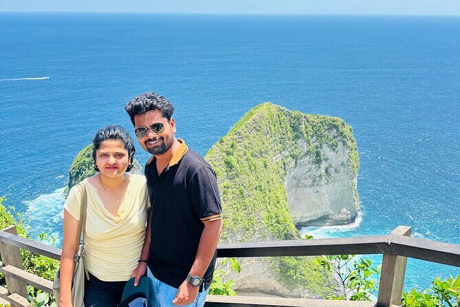 Nusa Penida Day Tour - The guide effect: Tama’s photo help and car-song charm