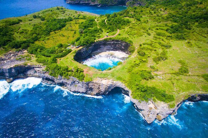 Nusa Penida Instagram Tour: The Most Iconic Spots (Private & All-Inclusive) - Stop 1 and Stop 2: getting your bearings on Nusa Penida