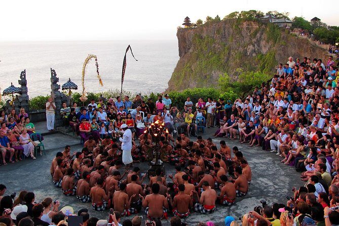 Padang-padang Beach and Kecak Firedance at Uluwatu Temple - Price and logistics: is $40 worth it?