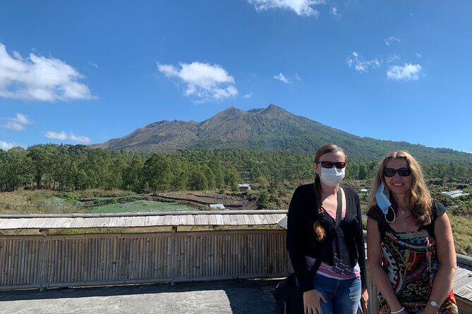 Private Bali Day Tour - Tegalalang - Kintamani and Temple Tour - Kintamani lunch near black lava: when the view is the meal