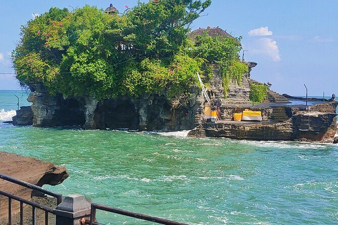 Private Bali Tour with Lisensed Bali Driver - Stop 3: Tegenungan Waterfall for photos and a quick reset