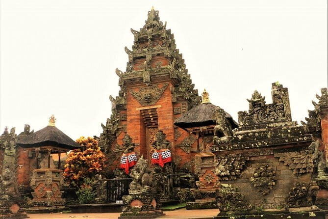 Private Chartered Car to Bali Temples With Besakih Temple - Stop 1: Barong and Keris dance at Sila Culture