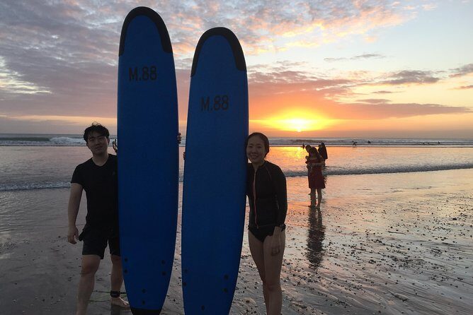 Private surf lesson - What Private One-on-One Coaching Really Means in Practice