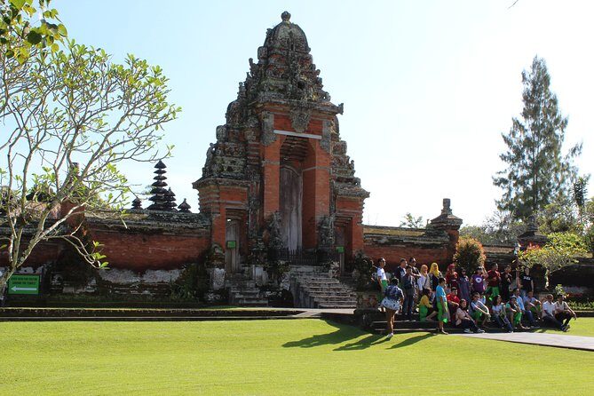 Private Tour: Bali Temples, Hidden Waterfall and Handara Gate - Leke Leke Waterfall: the hidden-feeling stop that earns the effort