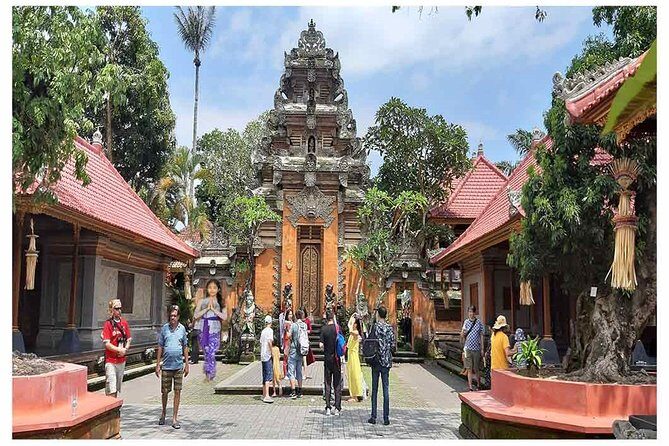 Private Tour: Batuan Temple, Tegenungan Waterfall, Elepahant Cave Free transport - Tegalalang Rice Terrace: the Ubud classic at a comfortable pace