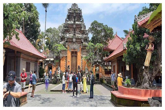 Private Tour: Batuan Temple, Tegenungan Waterfall, Elepahant Cave Free transport - Who this private tour fits best