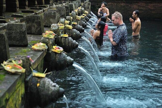 Private Tour : Mt. Batur View, Rice Terrace, Waterfall & More. - Tirta Empul Temple: Cleansing Rituals and Carvings