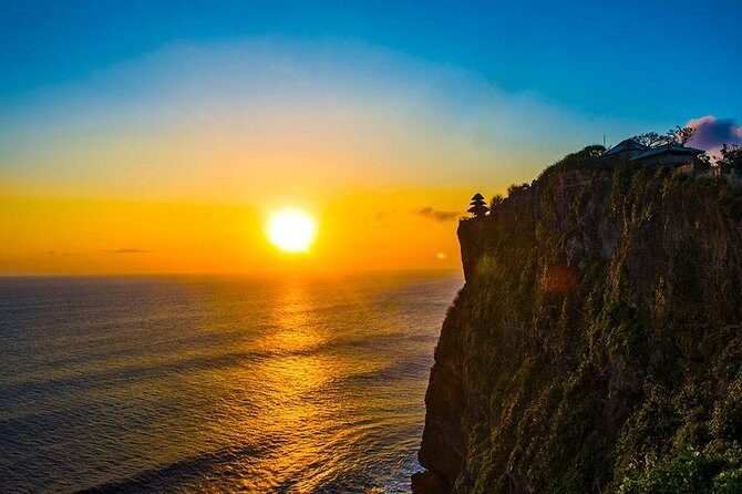 Private Tour Rafting Uluwatu Kecak Dance Sunset and Dinner in Jimbaran Bay - Uluwatu Temple sunset cliffs plus Kecak fire dance