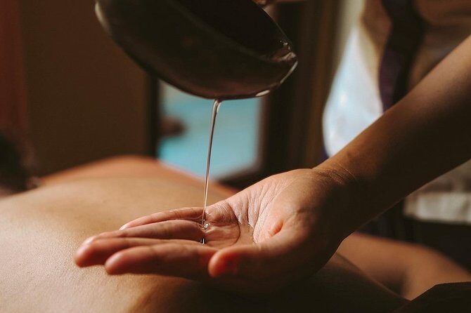 Royal Orchid Spa 90 Minutes Relaxing Massage. - Entering Royal Orchid Spa: setting, privacy, and getting ready