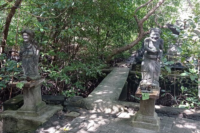 Sanur Village E-bike Tour: Family-Friendly Adventure - Turtle conservation on the beach: small visit, serious purpose