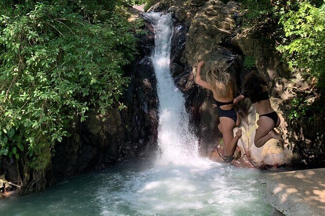 Sekumpul waterfall & aling2 waterfall with private service (including activity) - Sekumpul Waterfall: The 90-Meter Star Stop After About an Hour