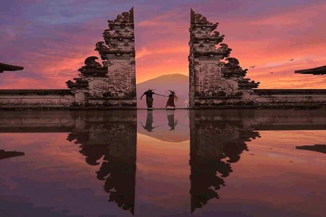 Sunrise At The Gate Of Heaven Lempuyang Bali - Key highlights