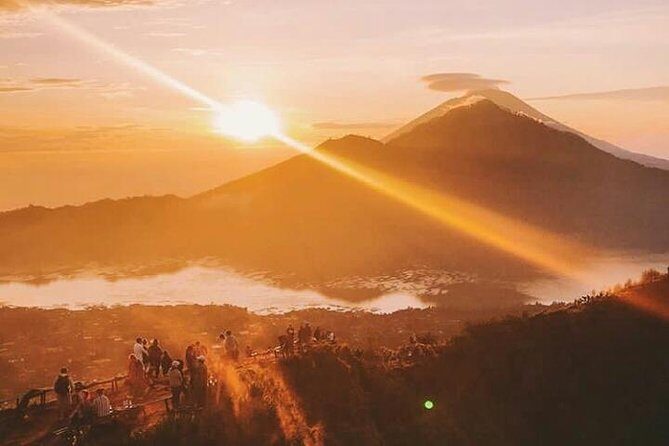 Sunrise mount batur trecking all inclusive - How to plan your morning so you don’t hate your life