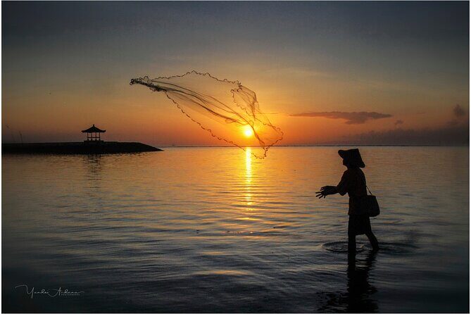 Sunrise With Fisherman Shot Tour in Bali - Rendang Rock Village: rice field views and a volcano check