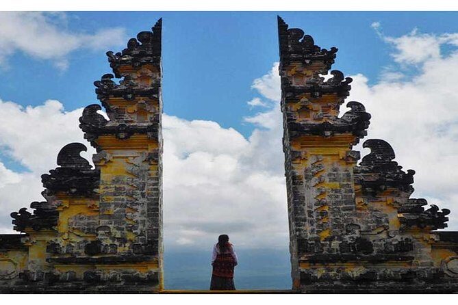 Tour Gate of Heaven at Lempuyang Temple - Blue Lagoon Snorkeling with lunch - Gate of Heaven at Lempuyang: why that early start is the whole point