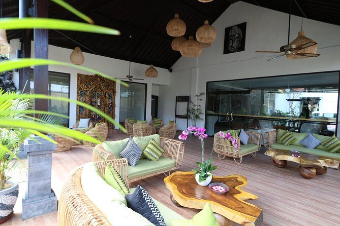 Traditional Bali Massage 90 minutes at Nusa Dua Bali - Arriving at Royal Orchid Spa: Welcome Drink and Foot Wash