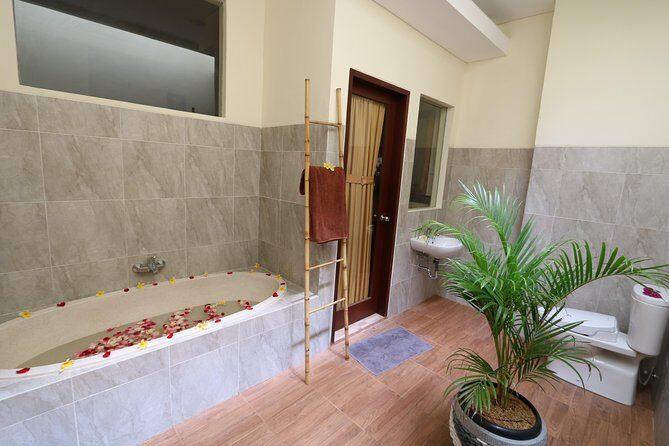 Traditional Bali Massage 90 minutes at Nusa Dua Bali - Small Print That Actually Matters: Adult-Only, Skin, and Medical Notes