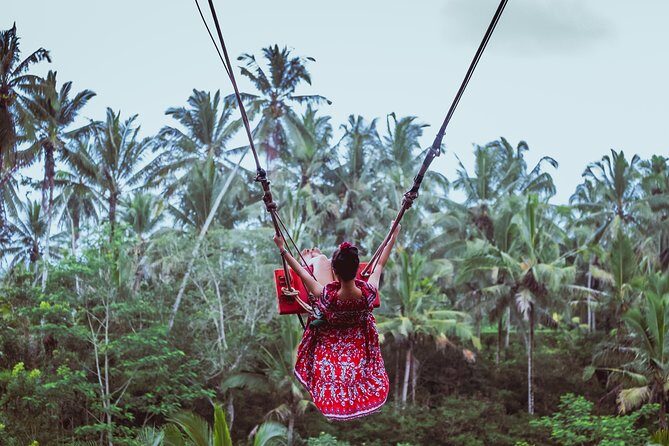 Ubud and Tanah Lot Temple Small Group Sunset Tour - Legong and Barong Keris dance: opening act with myth and costume craft