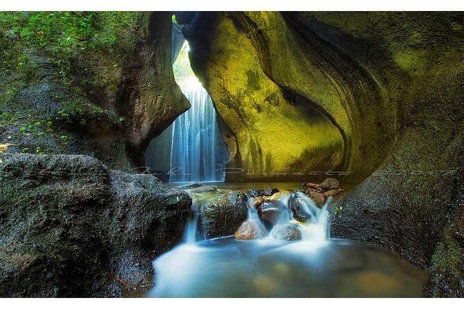 Waterfall Tour:Tegenungan-Kanto Lampo-Tukad Cepung and Tibumana- Free transport - Stop 2: Kanto Lampo Waterfall, the 24-hour option