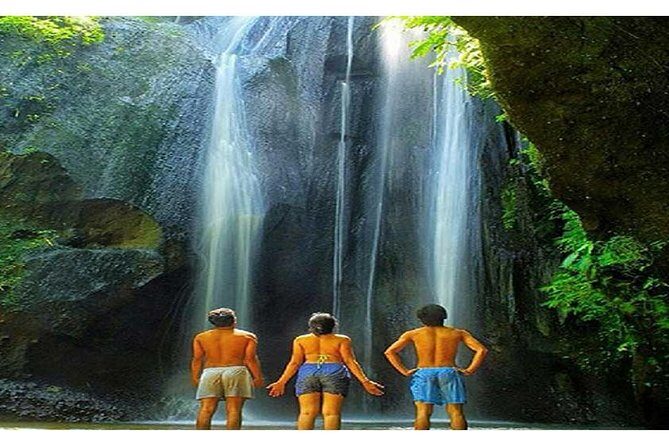 Waterfall Tour:Tegenungan-Kanto Lampo-Tukad Cepung and Tibumana- Free transport - Stop 4: Tukad Cepung (Bangli regency) for the less-promoted, hiker-friendly feel